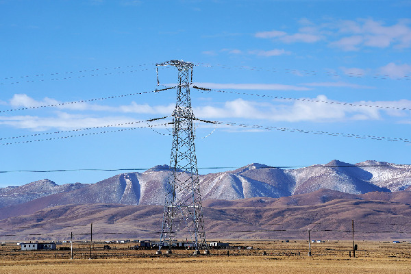 持续加大援建力度 央企助力富民兴藏