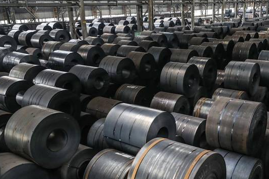 钢铁十年,应对“三道大考”